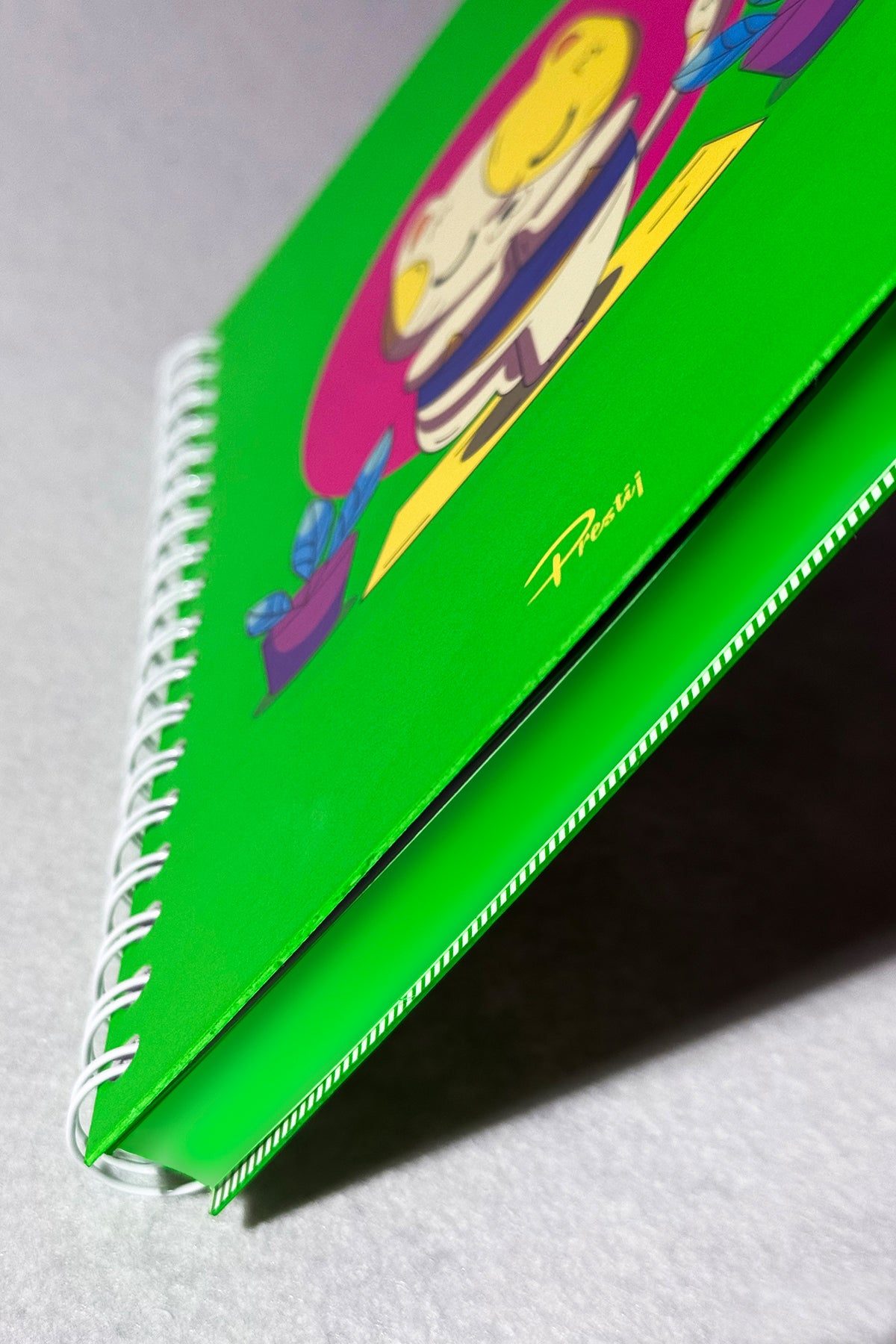 Prestij Meditation Cat Neon Yeşil Kareli Defter 17x24 - görünüm 4 / 5