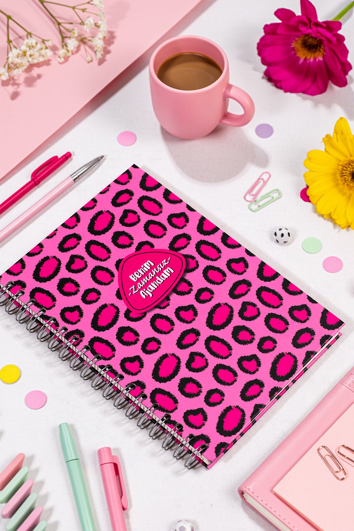 Denden Benim Ajandam Pink Power Zamansız Ajanda, 17x24 cm - görünüm 1 / 3